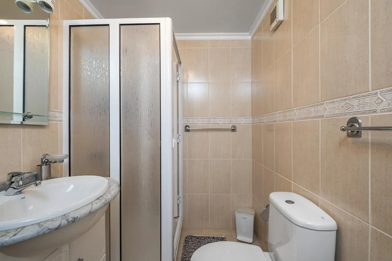 Central Lido Apartment By Madeira Sun Travel Funchal   Funchal (Madeira)